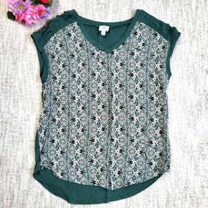 Dress Barn printed linen short sleeve blouse with shoulder buttons